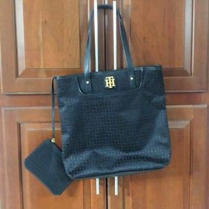 TommyHilfiger tote